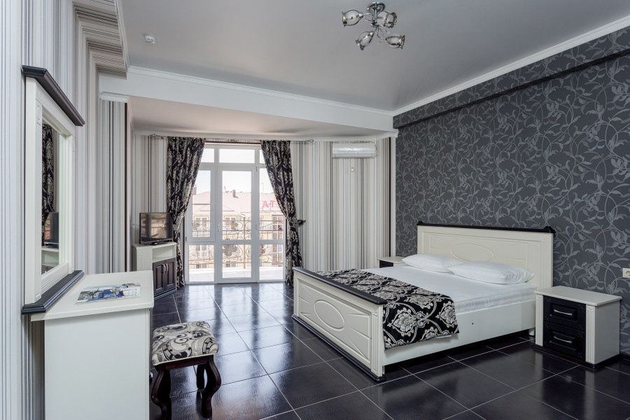 Отель «Royal»