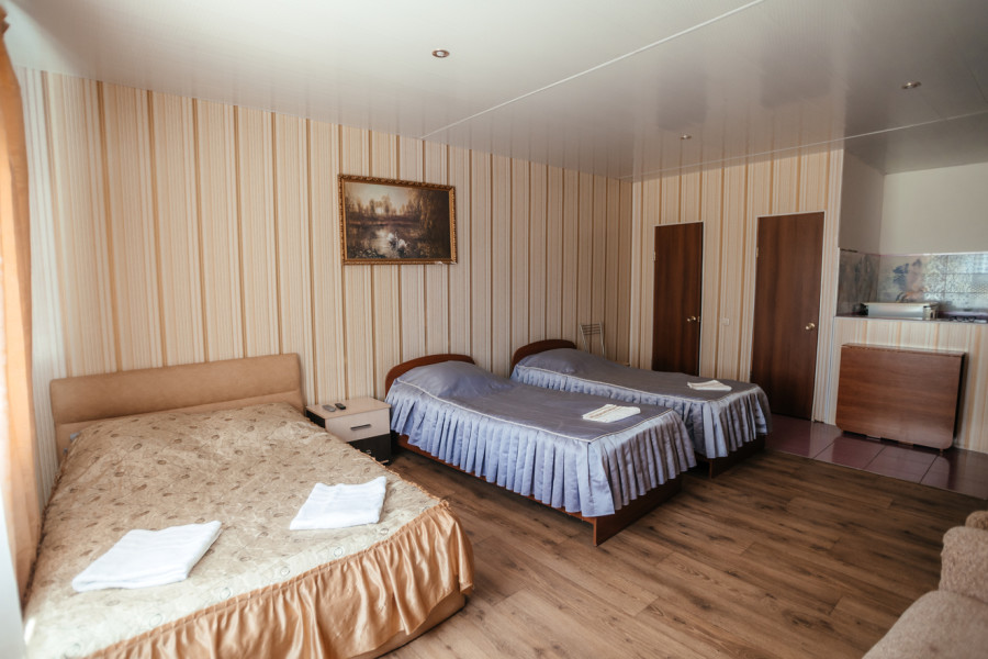 База отдыха "Замок" - photo 2