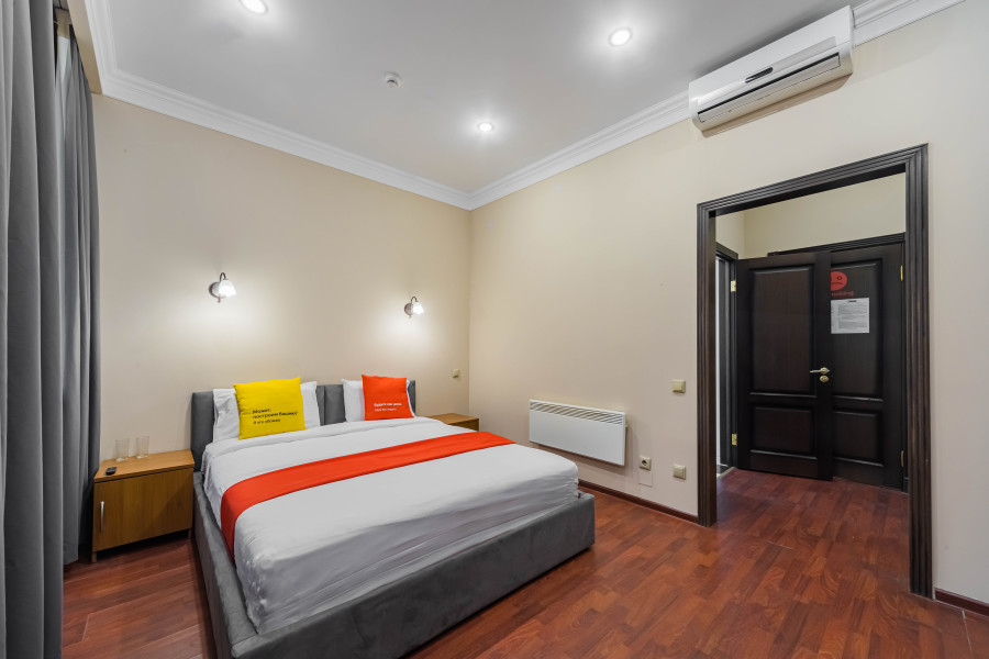 Orange House Hotel - photo 3
