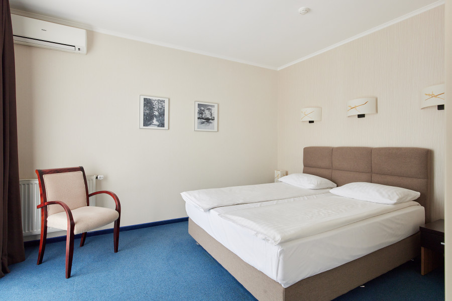 Отель Кристалл