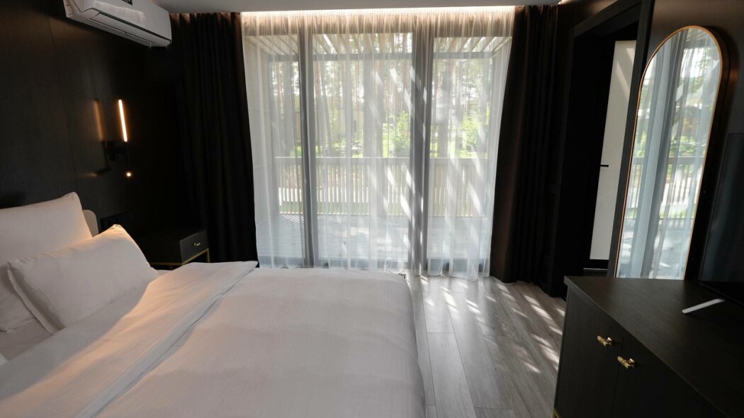 PIONEER HOTEL RESORT