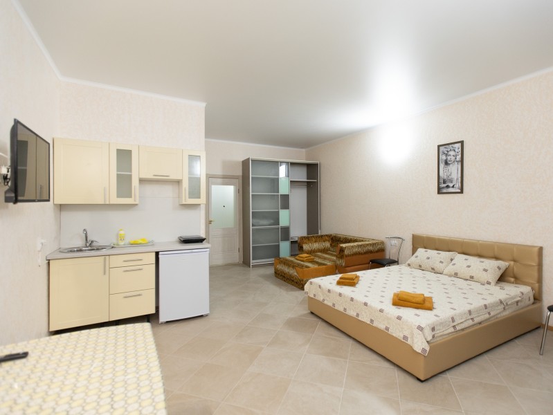 Гостевой дом "Александровский" в Евпатории