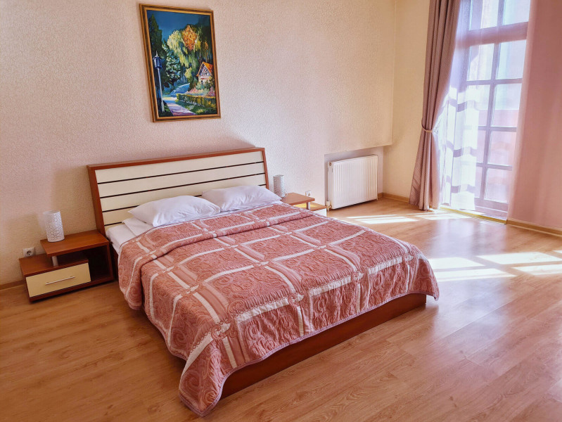 АЛЬБЕРТИНА, аренда жилых помещений - photo 2