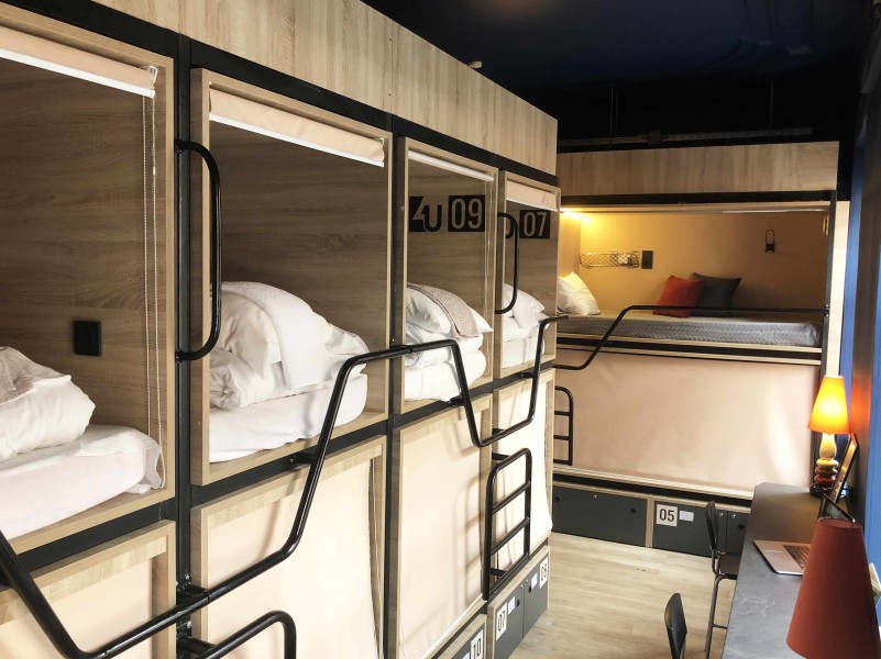 4U Capsule Hotel - photo 3