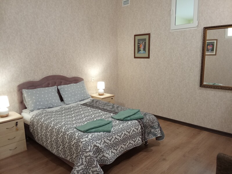 Отель друзей