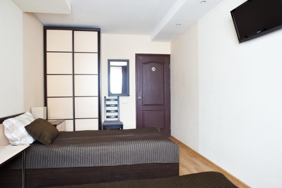 Truck House Hotel - photo 4