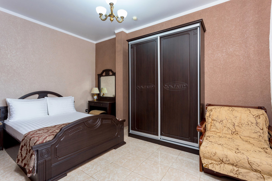 Сократис, Гостиница - photo 3