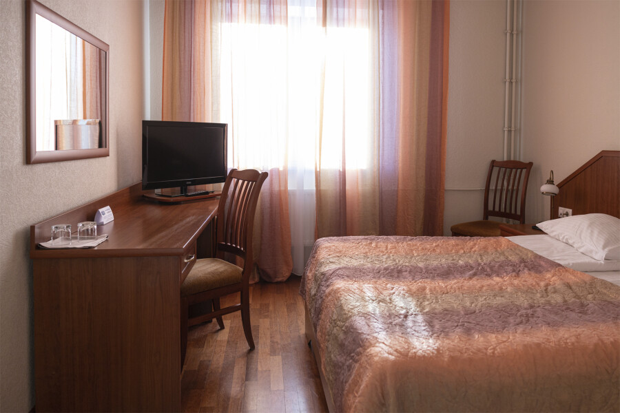 Гостиница бристоль санкт-петербург. Twin standard room. Измайлово гамма гостиница москва. Отель 40 меридиан коломна. Измайлово гамма 3.